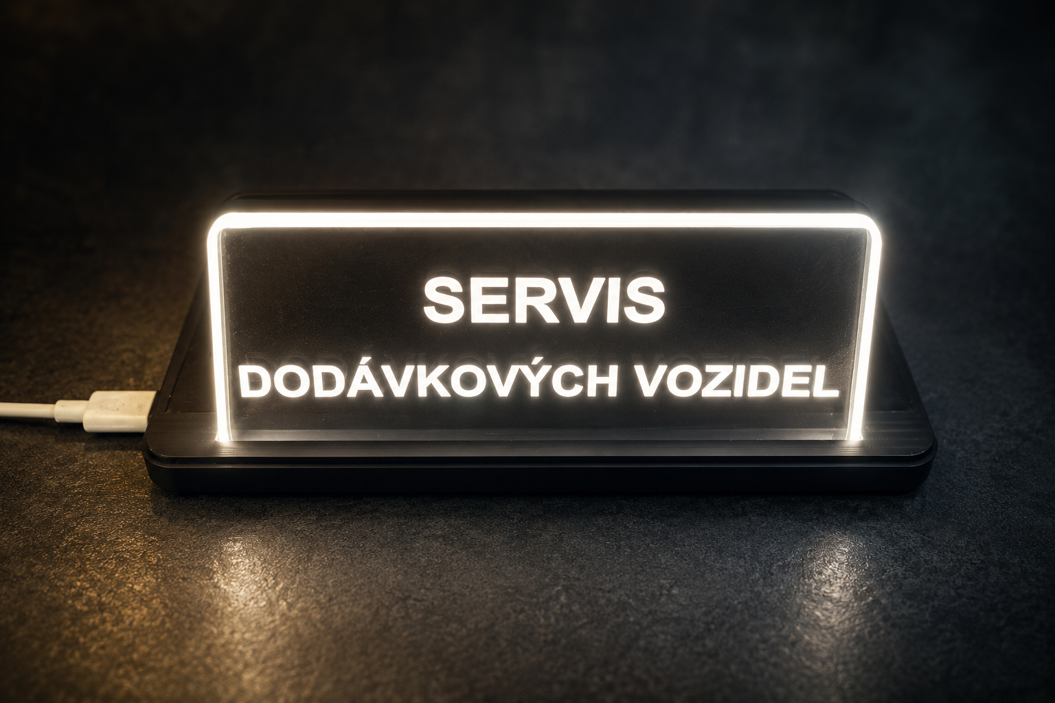 Bílá svítící jmenovka SERVIS DODÁVKOVÝCH VOZIDEL
